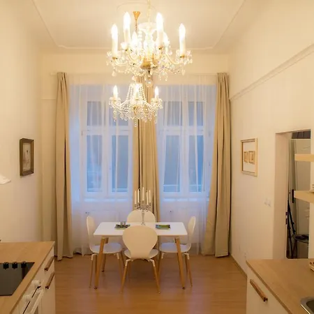 Crystalette * Praga